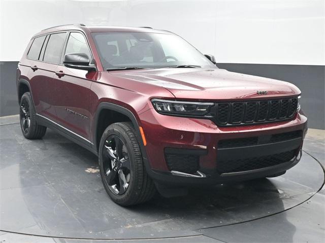 2025 Jeep Grand Cherokee GRAND CHEROKEE L ALTITUDE 4X4