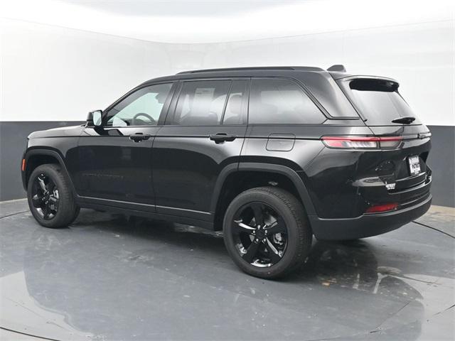 2025 Jeep Grand Cherokee GRAND CHEROKEE ALTITUDE 4X4