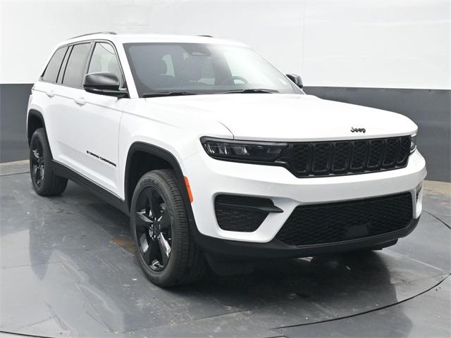 2025 Jeep Grand Cherokee GRAND CHEROKEE ALTITUDE 4X4 2025 Jeep Grand Cherokee GRAND CHEROKEE ALTITUDE 4X4