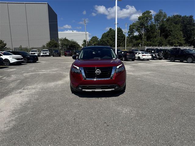 2022 Nissan Pathfinder SL 4WD 2022 Nissan Pathfinder SL 4WD