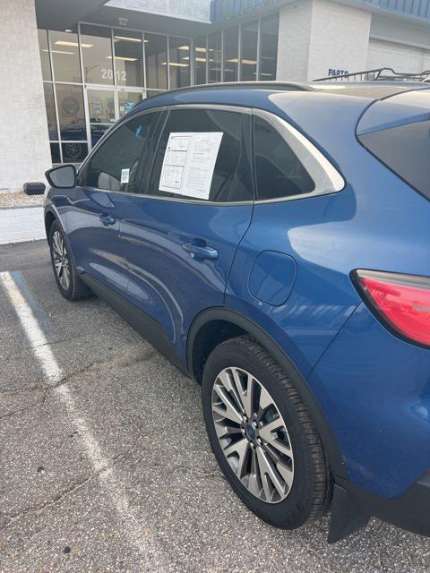 2022 Ford Escape Titanium