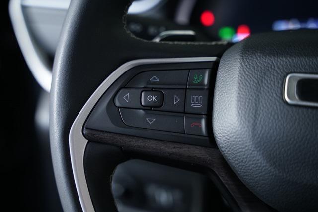 2023 Jeep Grand Cherokee L Limited 4x4 2023 Jeep Grand Cherokee L Limited 4x4