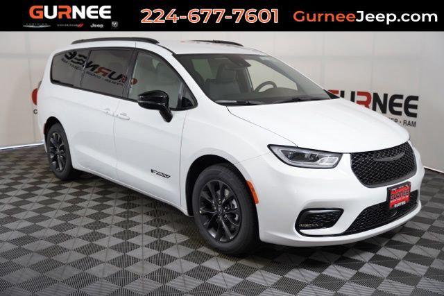 2025 Chrysler Pacifica PACIFICA SELECT