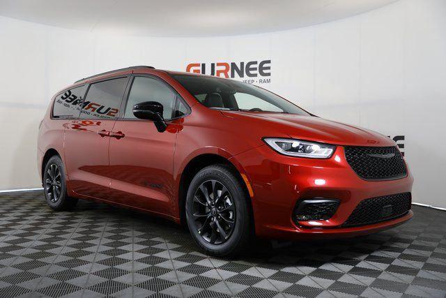 2025 Chrysler Pacifica PACIFICA SELECT