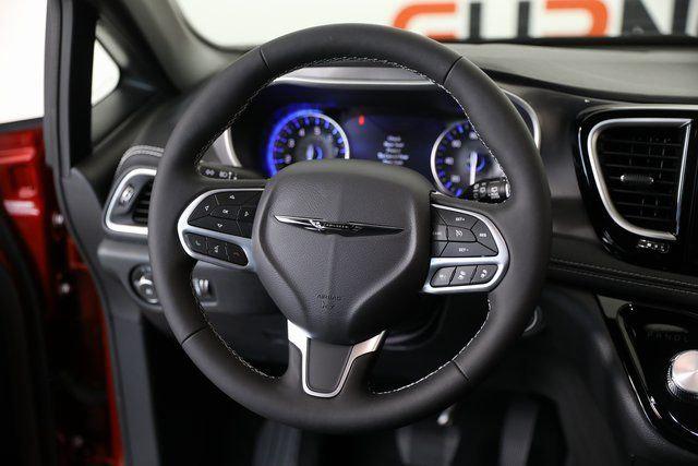 2025 Chrysler Pacifica PACIFICA SELECT