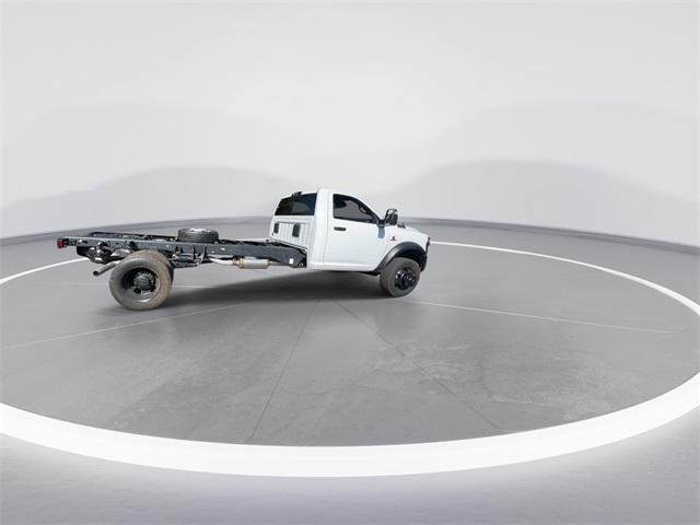 2026 RAM Ram 5500 Chassis Cab RAM 5500 TRADESMAN CHASSIS REGULAR CAB 4X4 108 CA