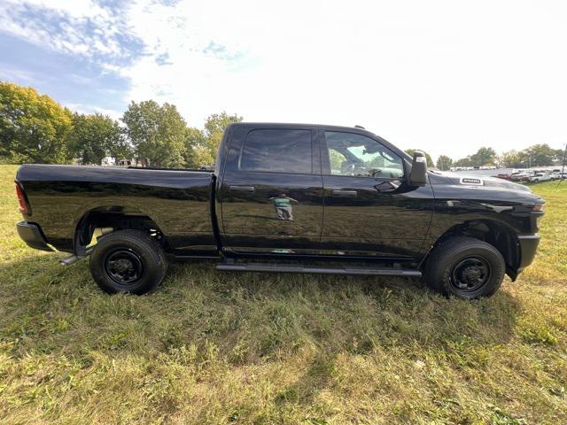 2025 RAM 2500 Tradesman Crew Cab 4x4 64 Box 2025 RAM 2500 Tradesman Crew Cab 4x4 64 Box