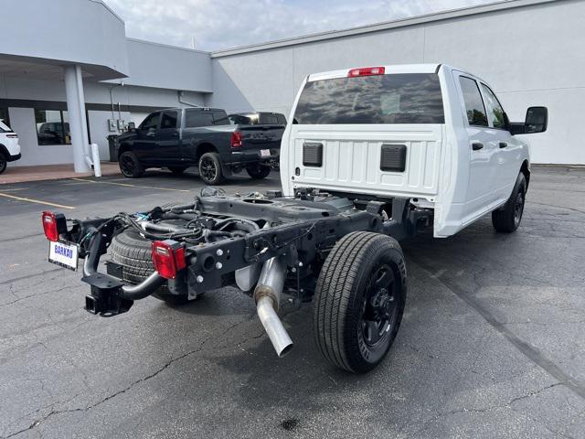 2025 RAM 2500 Tradesman Crew Cab 4x2 8 Box 2025 RAM 2500 Tradesman Crew Cab 4x2 8 Box