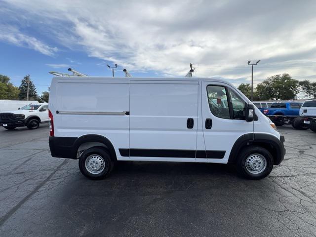2025 RAM ProMaster 1500 Cargo Van Tradesman Low Roof 136 WB w/Pass Seat