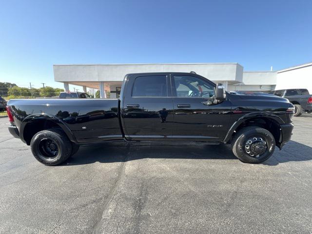 2025 RAM 3500 Limited Crew Cab 4x4 8 Box 2025 RAM 3500 Limited Crew Cab 4x4 8 Box