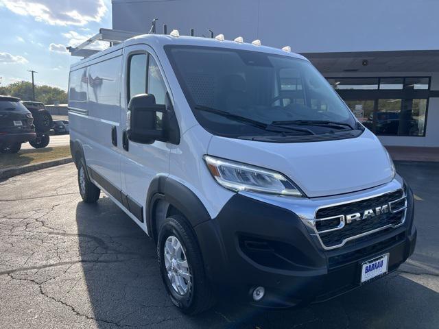 2025 RAM ProMaster 2500 Cargo Van SLT Low Roof 136 WB 2025 RAM ProMaster 2500 Cargo Van SLT Low Roof 136 WB