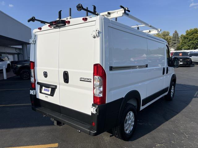 2025 RAM ProMaster 2500 Cargo Van SLT Low Roof 136 WB 2025 RAM ProMaster 2500 Cargo Van SLT Low Roof 136 WB