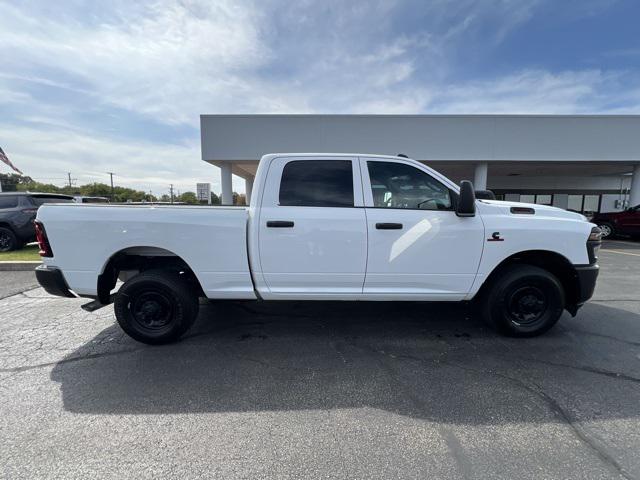 2025 RAM 2500 Tradesman Crew Cab 4x2 64 Box 2025 RAM 2500 Tradesman Crew Cab 4x2 64 Box