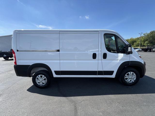 2025 RAM ProMaster 1500 Cargo Van SLT Low Roof 136 WB 2025 RAM ProMaster 1500 Cargo Van SLT Low Roof 136 WB