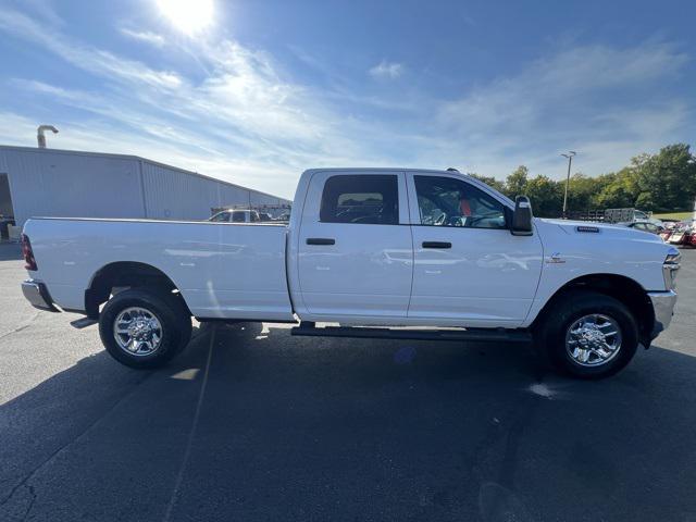 2025 RAM 2500 Tradesman Crew Cab 4x4 8 Box 2025 RAM 2500 Tradesman Crew Cab 4x4 8 Box