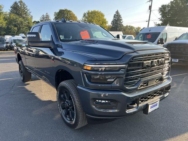2025 RAM 2500 Laramie Crew Cab 4x4 64 Box 2025 RAM 2500 Laramie Crew Cab 4x4 64 Box