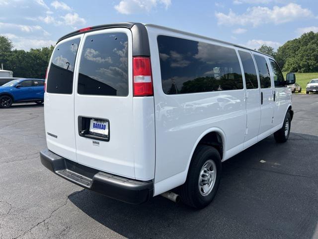 2023 Chevrolet Express Passenger RWD 3500 Extended Wheelbase LS 2023 Chevrolet Express Passenger RWD 3500 Extended Wheelbase LS