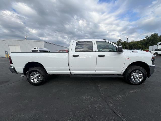 2025 RAM 2500 Tradesman Crew Cab 4x4 8 Box 2025 RAM 2500 Tradesman Crew Cab 4x4 8 Box