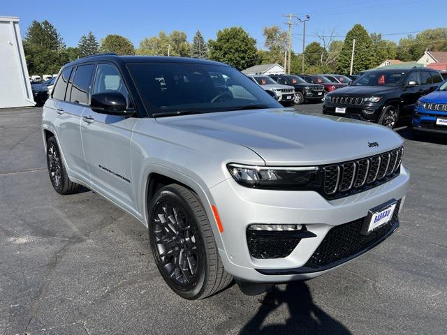 2025 Jeep Grand Cherokee GRAND CHEROKEE SUMMIT 4X4