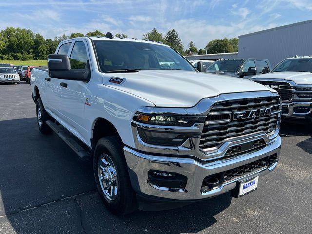 2026 RAM Ram 2500 RAM 2500 TRADESMAN CREW CAB 4X4 64 BOX