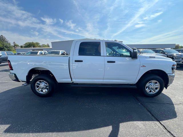 2026 RAM Ram 2500 RAM 2500 TRADESMAN CREW CAB 4X4 64 BOX