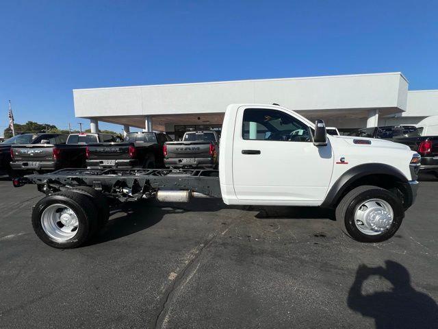 2026 RAM Ram 5500 Chassis Cab RAM 5500 TRADESMAN CHASSIS REGULAR CAB 4X4 84 CA