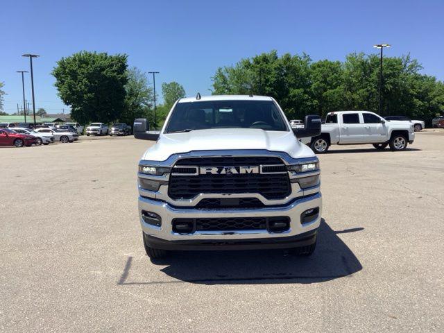 2025 RAM Ram 2500 RAM 2500 TRADESMAN CREW CAB 4X4 8 BOX