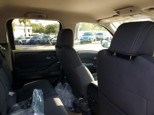 2026 Nissan Frontier Crew Cab SV 4x2