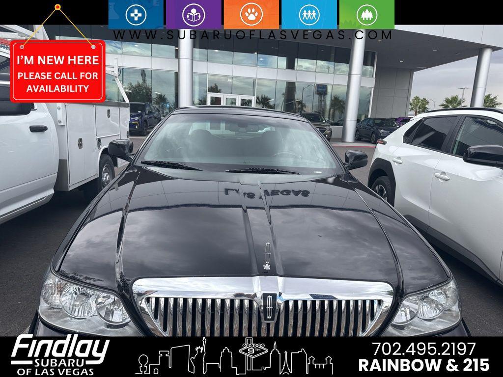 Used 2008 Lincoln Town Car Signature Limited with VIN 2LNHM82V58X659411 for sale in Henderson, NV