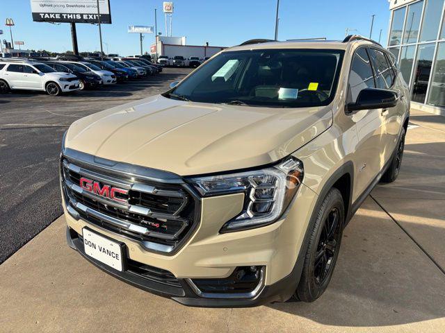 2022 GMC Terrain AWD AT4 2022 GMC Terrain AWD AT4