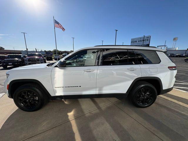 2024 Jeep Grand Cherokee L Altitude 4x4