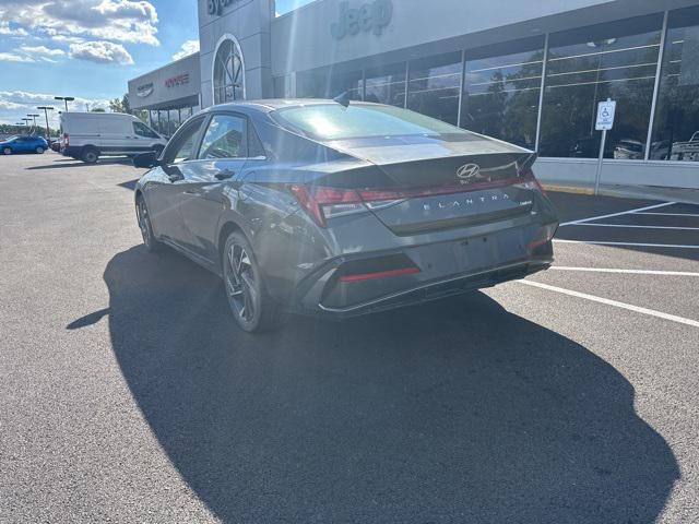 2024 Hyundai Elantra Limited 2024 Hyundai Elantra Limited