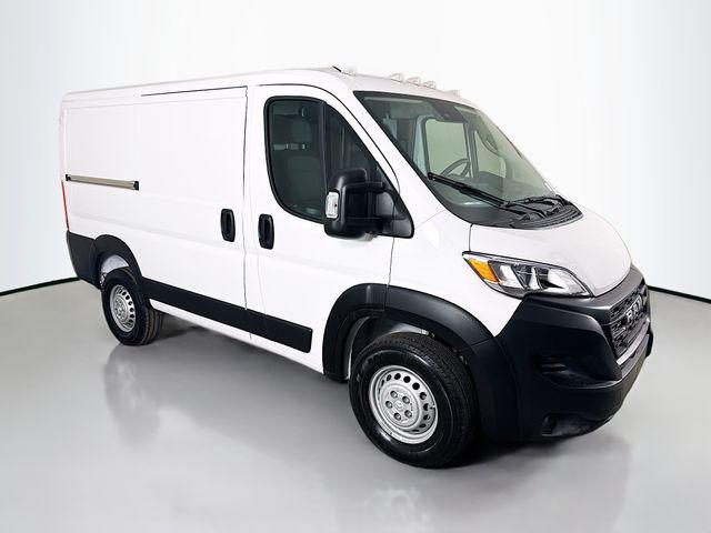 2025 RAM ProMaster 1500 Cargo Van Tradesman Low Roof 118 WB w/Pass Seat