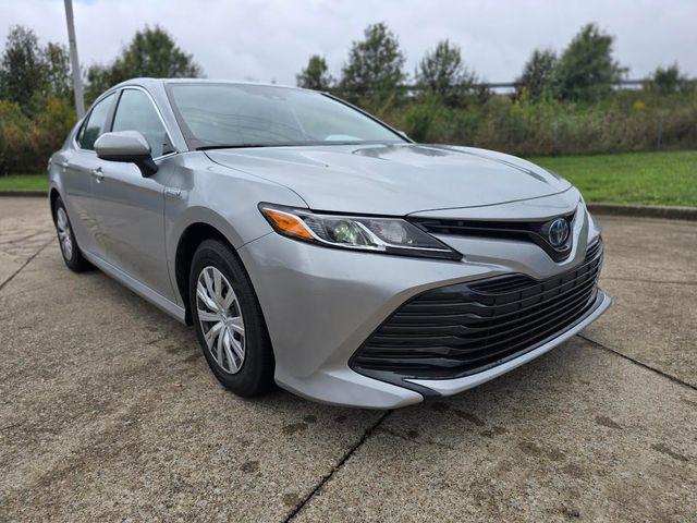 2020 Toyota Camry LE Hybrid