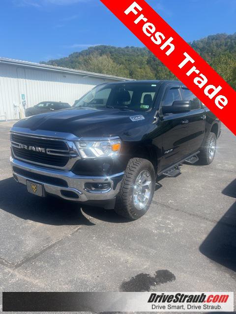 2020 RAM 1500 Big Horn Crew Cab 4x4 57 Box