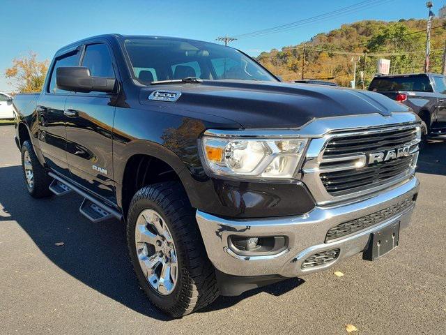 2020 RAM 1500 Big Horn Crew Cab 4x4 57 Box 2020 RAM 1500 Big Horn Crew Cab 4x4 57 Box
