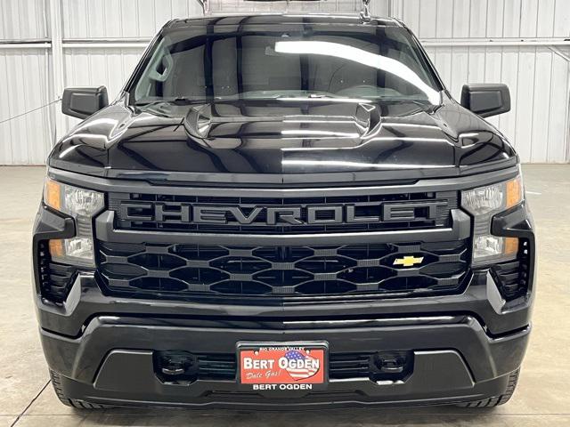 2022 Chevrolet Silverado 1500 2WD Crew Cab Short Bed Custom