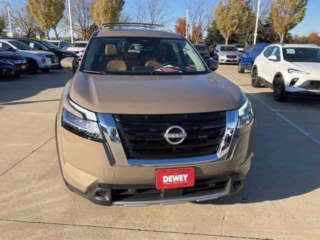 2024 Nissan Pathfinder Platinum 4WD
