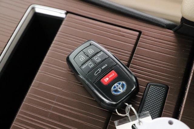 2022 Toyota Sienna XLE 2022 Toyota Sienna XLE