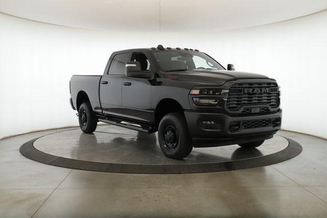 2025 RAM 2500 Tradesman Crew Cab 4x4 64 Box