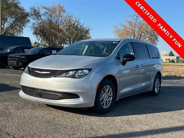 2024 Chrysler Voyager LX