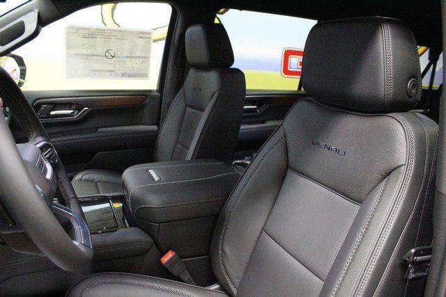 2026 GMC Yukon XL 4WD Denali