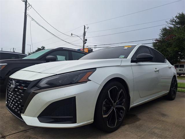 2023 Nissan Altima SR FWD