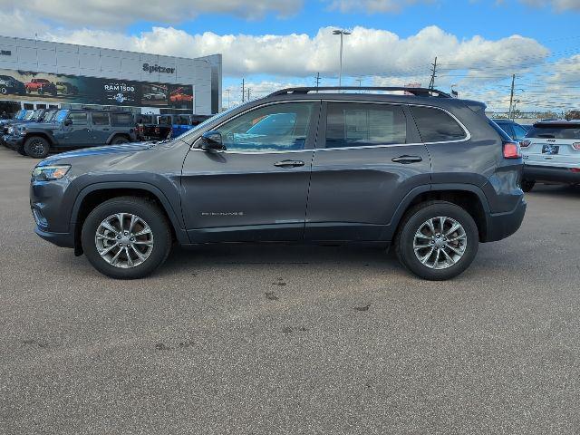 2022 Jeep Cherokee Latitude Lux 4x4 2022 Jeep Cherokee Latitude Lux 4x4