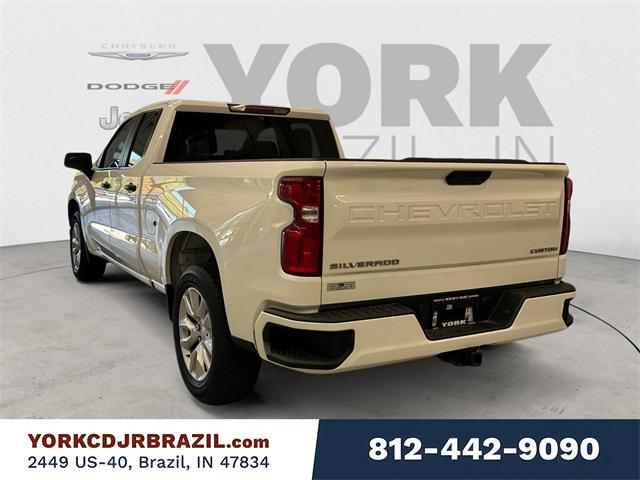 2021 Chevrolet Silverado 1500 2WD Double Cab Standard Bed Custom 2021 Chevrolet Silverado 1500 2WD Double Cab Standard Bed Custom