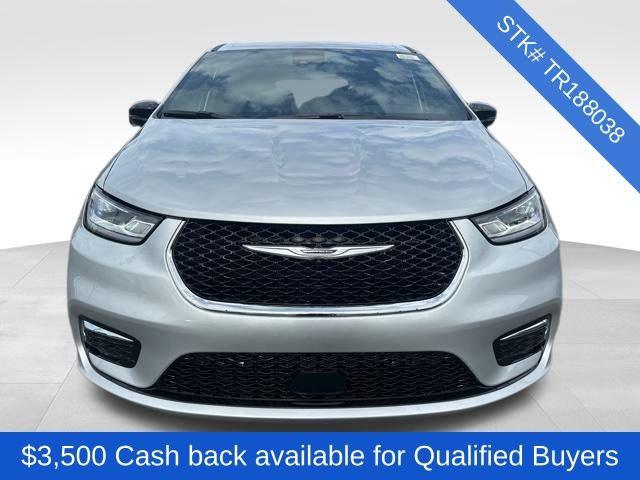 2026 Chrysler Pacifica PACIFICA SELECT AWD