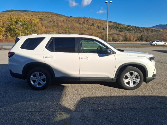 2023 Honda Pilot AWD LX