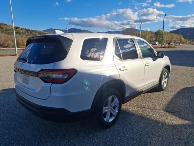 2023 Honda Pilot AWD LX