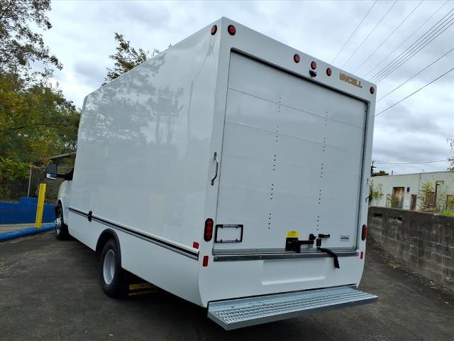 2025 Chevrolet Express Cutaway Work Van