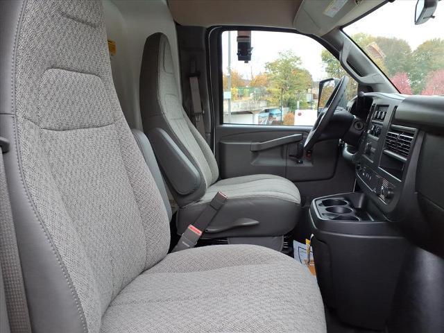 2025 Chevrolet Express Cutaway Work Van